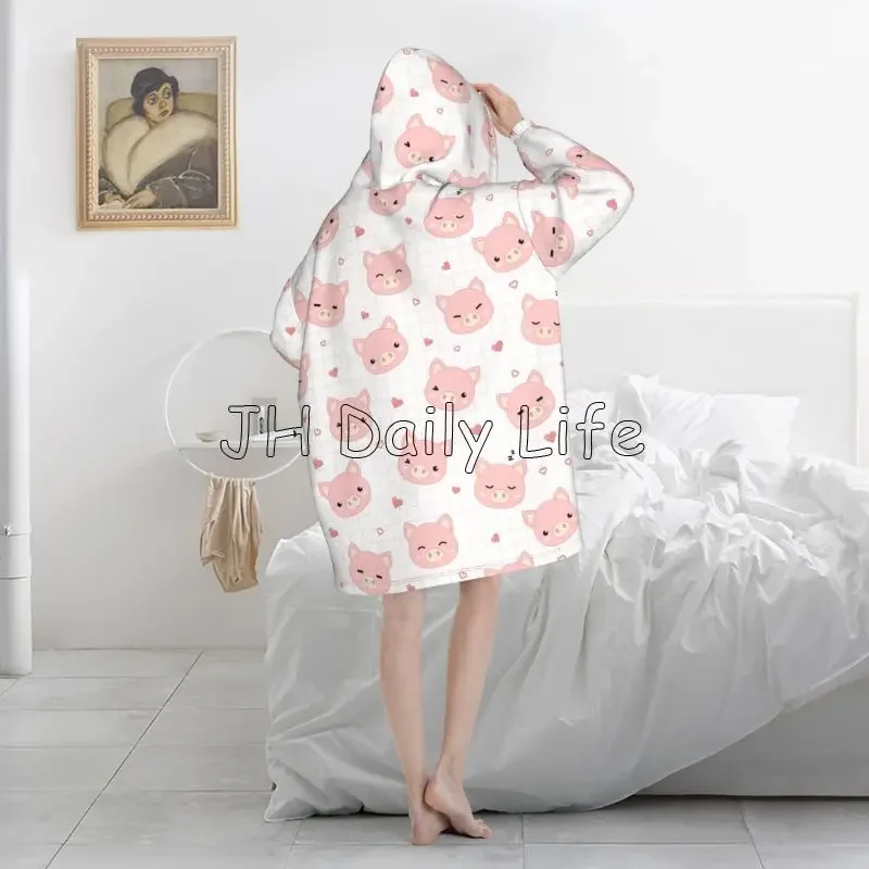 Cartoon Pigs Wearable Flannel  - Sherpa Hoodie Fleece 评论和价格